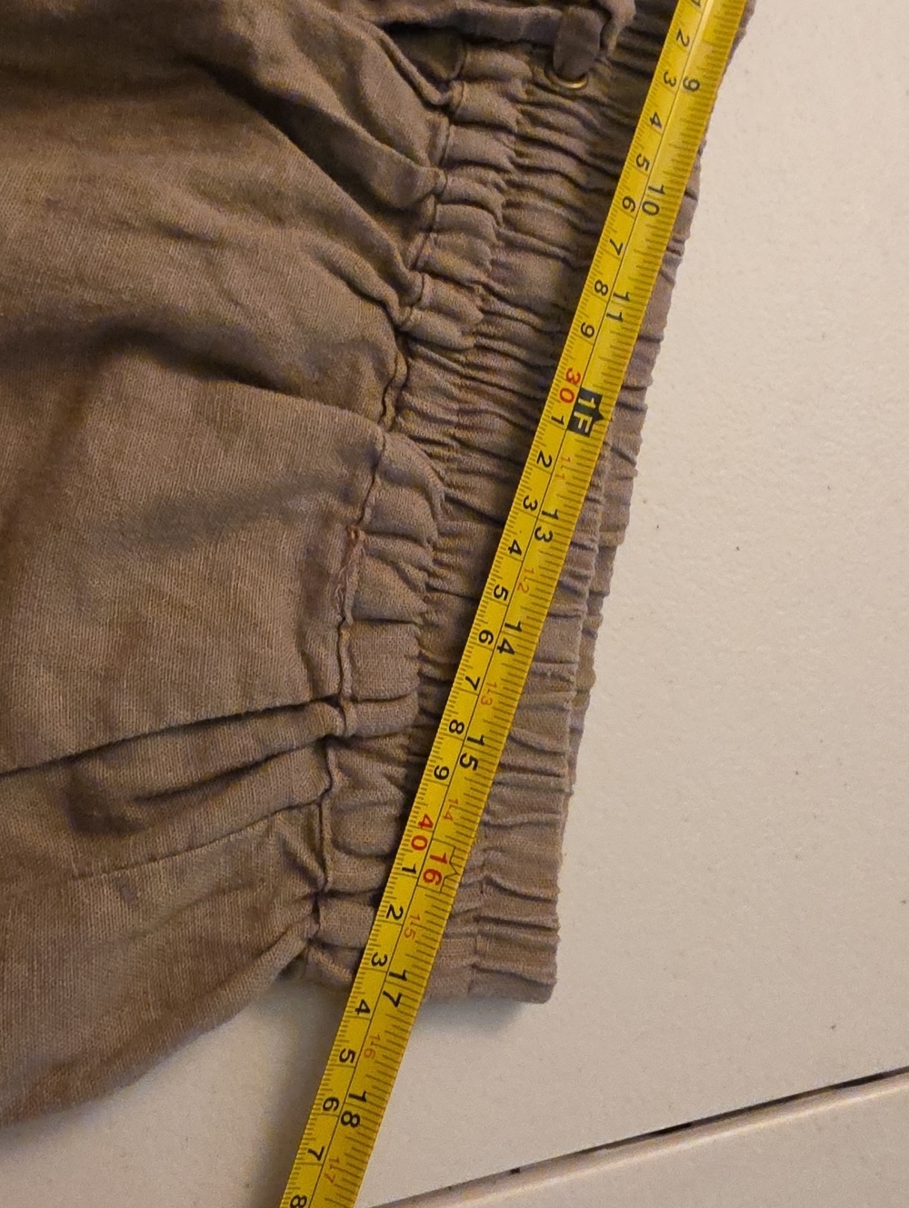 Women’s Drawstring Linen-Blend Shorts - Brown - Picture 9 of 9